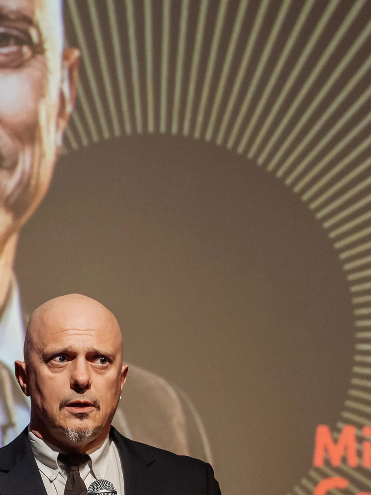 Portrait of Loki Jorgenson, CTO and Director of Innovation at Circle Innovation.